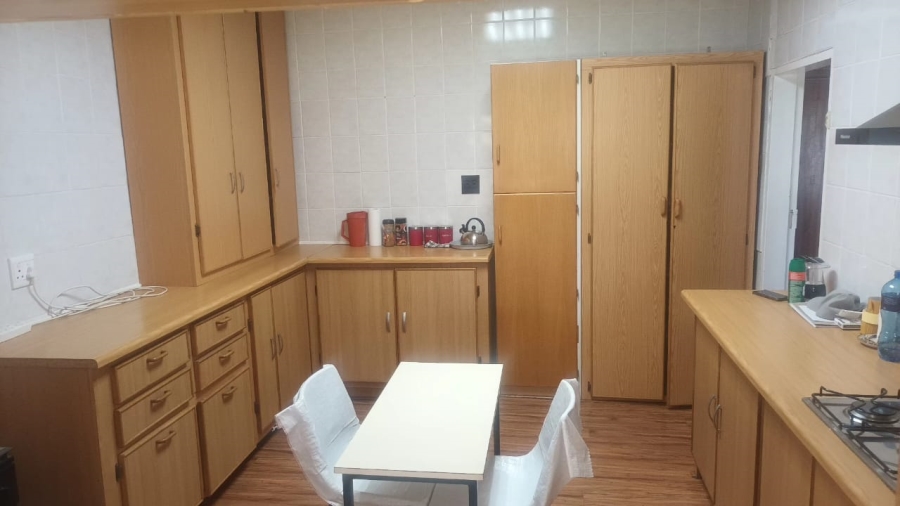 4 Bedroom Property for Sale in Hennenman Free State